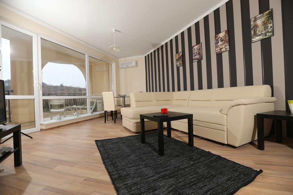 South Beach Apartments Obzor Bilik gambar