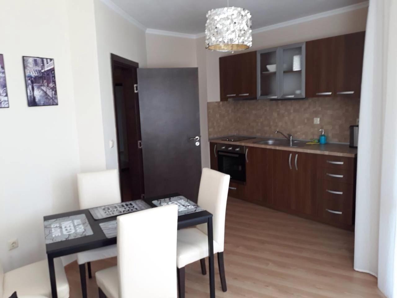 South Beach Apartments Obzor Luaran gambar